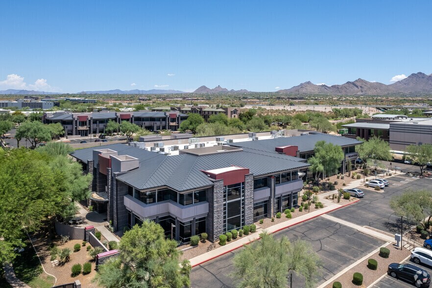 8501 E Princess Dr, Scottsdale, AZ à louer - Photo du bâtiment - Image 3 de 12