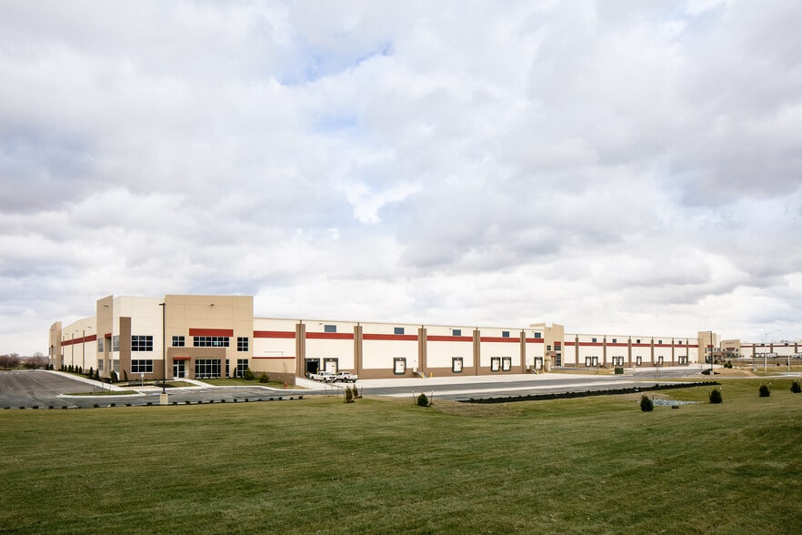 5701 Park Ave, Des Moines, IA à louer - Photo du bâtiment - Image 2 de 2
