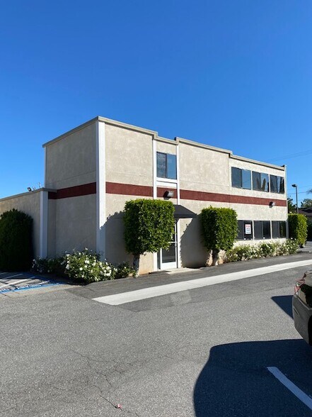 1920 E Katella Ave, Orange, CA for lease - Building Photo - Image 1 of 25