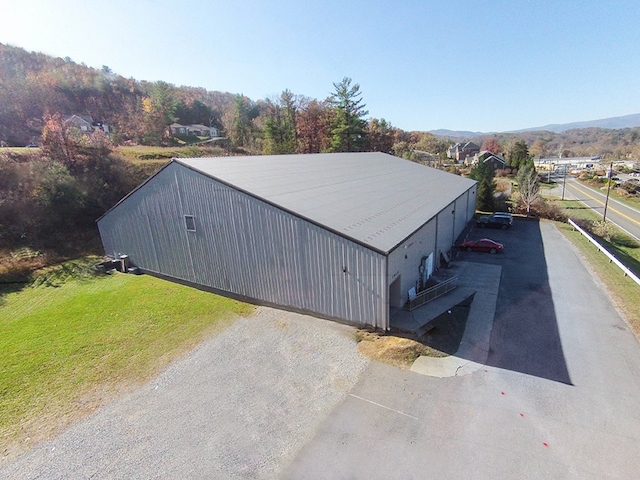 5840 Starkey Rd, Roanoke, VA for sale - Building Photo - Image 1 of 1