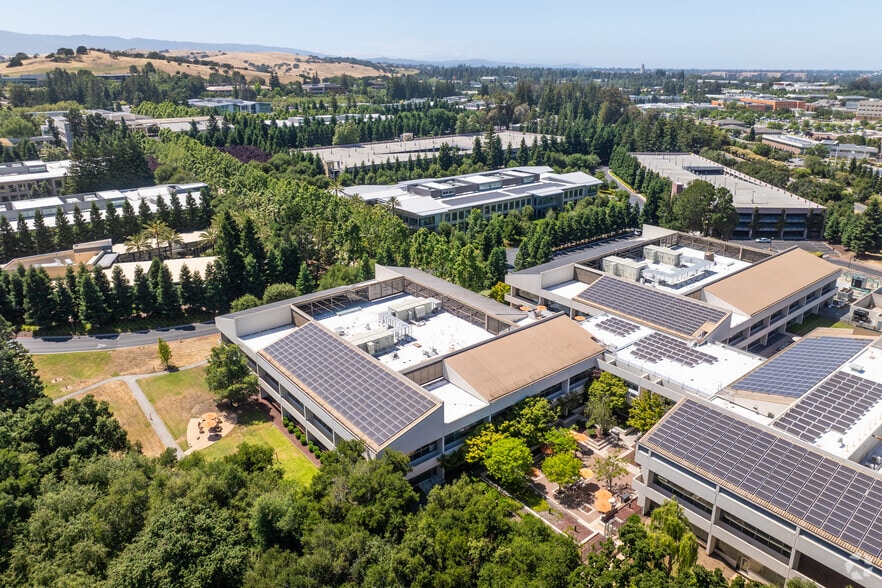 3425 Hillview Ave, Palo Alto, CA for lease - Building Photo - Image 3 of 14