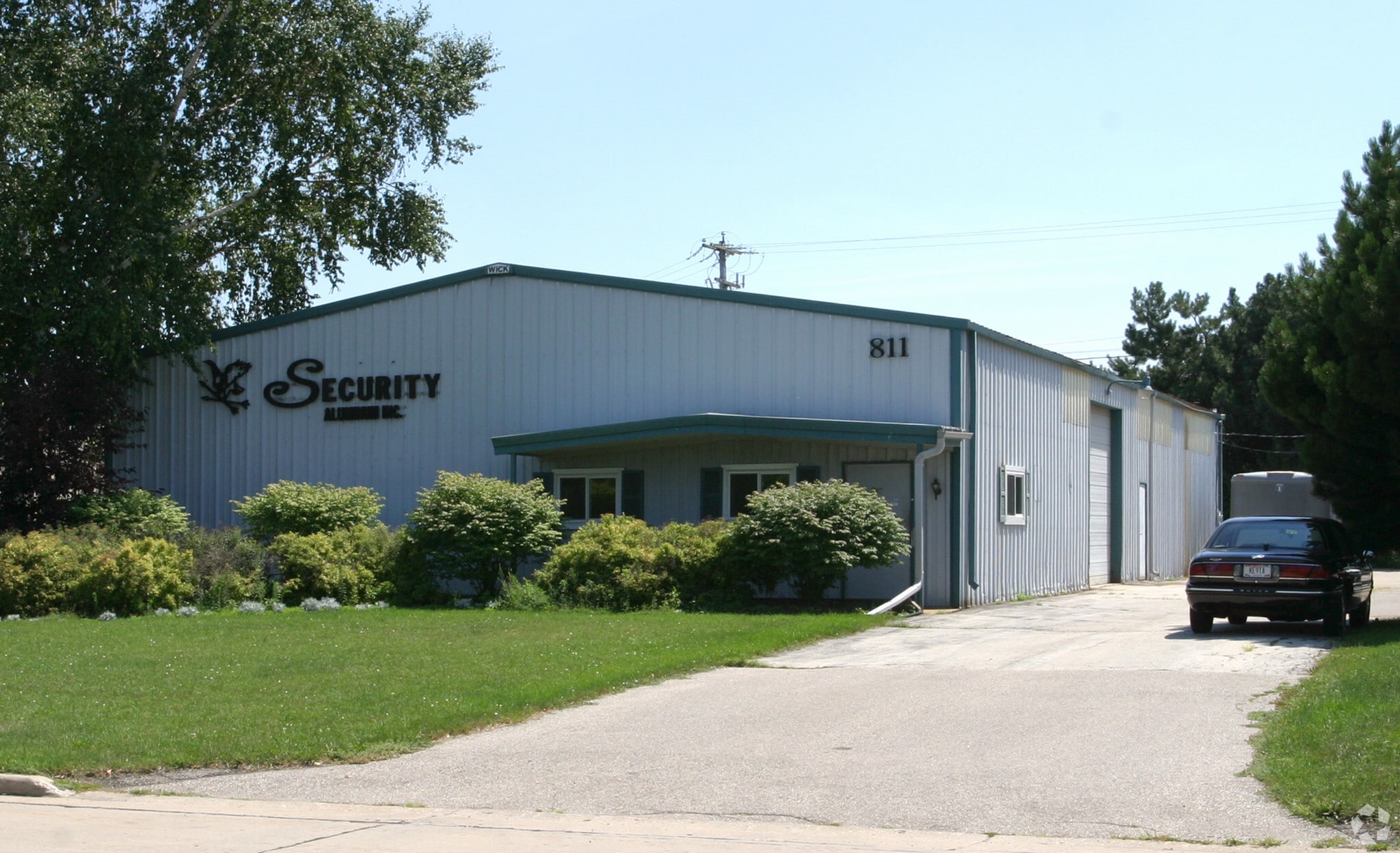 811 W College Ave, Waukesha, WI for sale Primary Photo- Image 1 of 3