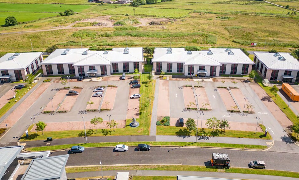 2 Prospect Rd, Westhill à louer - Photo du bâtiment - Image 1 de 7