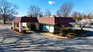 More details for 105 New House Dr, Charlottesville, VA - Retail for Lease