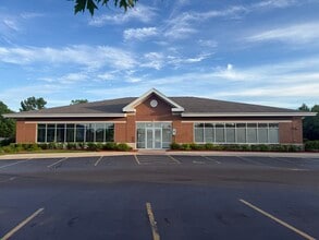900 S Milwaukee Ave, Vernon Hills, IL for lease Interior Photo- Image 1 of 14