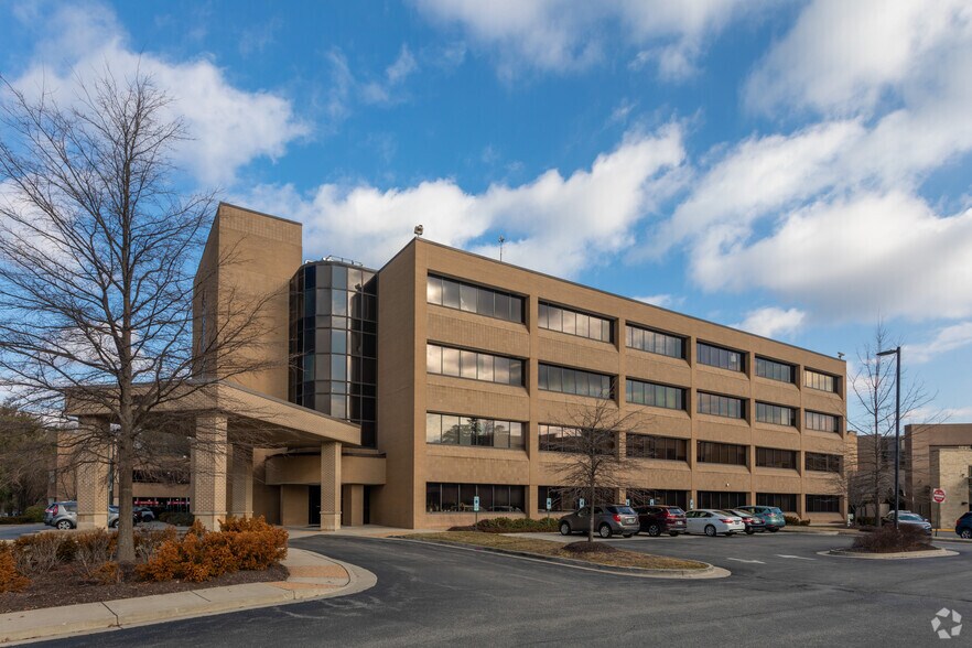 7605 Forest Ave, Richmond, VA à vendre - Photo du bâtiment - Image 2 de 4