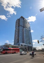 2100-2220 Sauvé Rue O, Mont-Royal, QC for lease Building Photo- Image 1 of 3