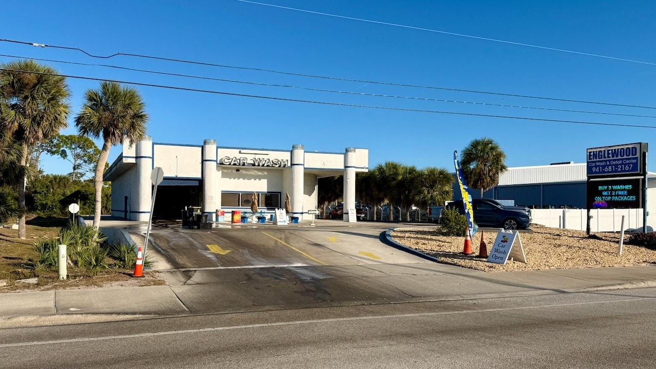 287 S Indiana Ave, Englewood, FL for sale Primary Photo- Image 1 of 25