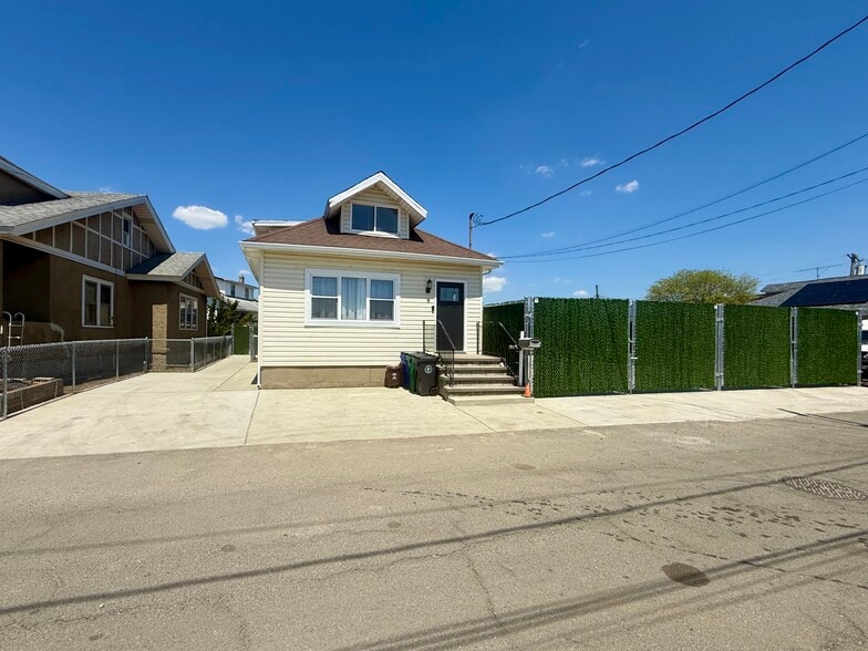 10 3rd St, Rosedale, NY for lease - Building Photo - Image 3 of 16
