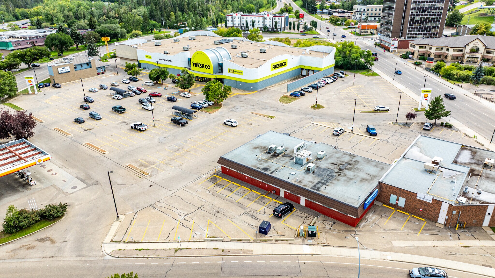 4419 50 Ave, Red Deer, AB for lease Building Photo- Image 1 of 26
