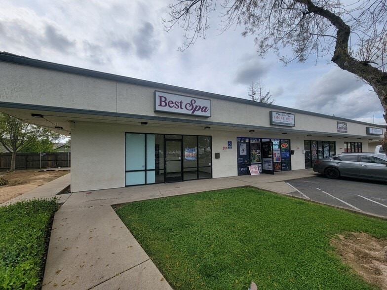 1415 Garden Hwy, Yuba City, CA for lease - Building Photo - Image 2 of 6
