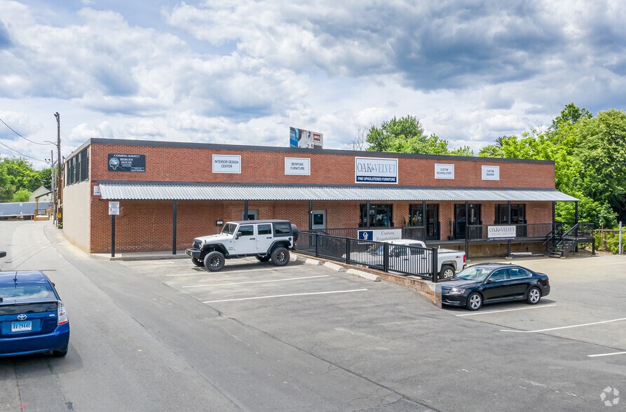 725 Main St, Middletown, CT for lease - Building Photo - Image 2 of 15