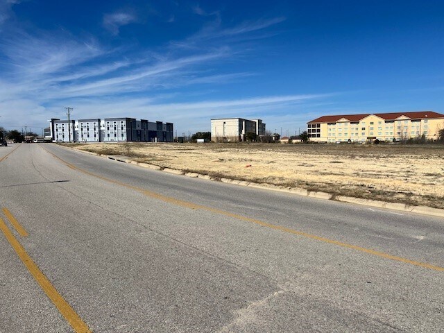 301 Lowes Blvd, Killeen, TX for sale - Other - Image 2 of 2