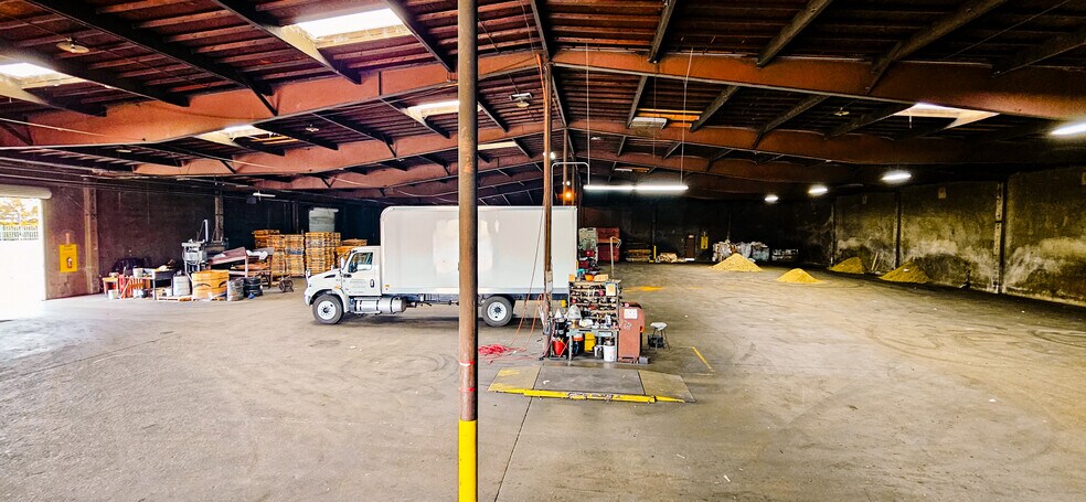 1950 S Santa Fe Ave, Compton, CA à vendre - Photo intérieure - Image 2 de 4