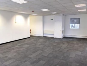 High St, Redhill for lease Interior Photo- Image 2 of 2