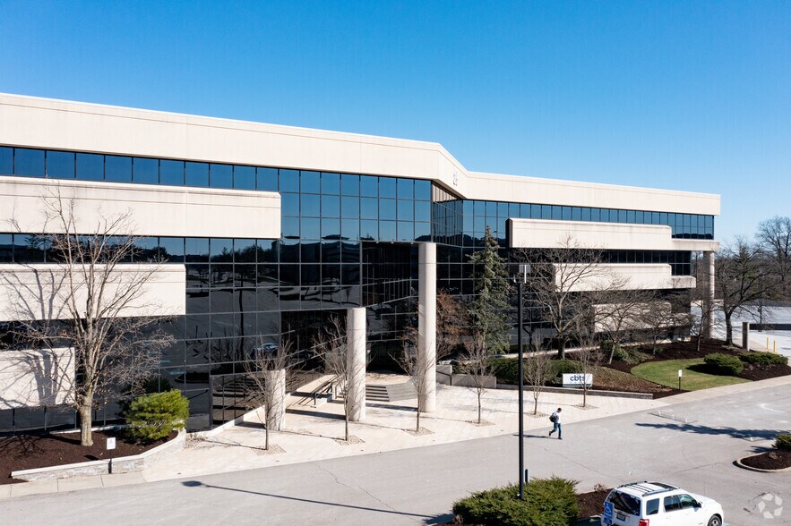 25 Merchant St, Springdale, OH à louer - Photo du bâtiment - Image 2 de 4