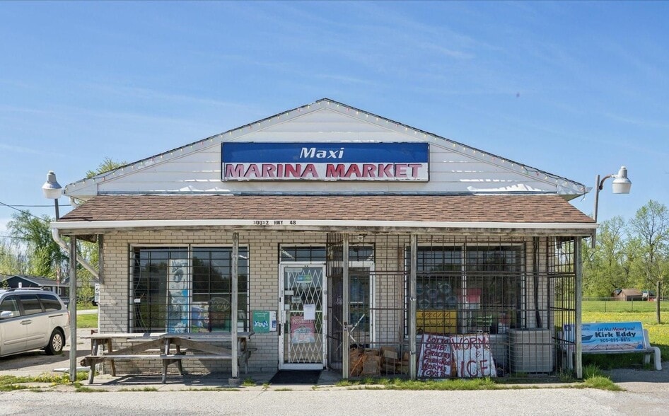 30032 Hwy-48 Hwy, Georgina, ON à vendre - Photo du bâtiment - Image 2 de 9