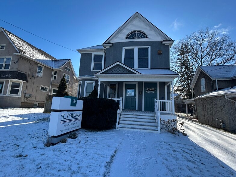 187 Division St, Welland, ON for sale - Primary Photo - Image 1 of 6