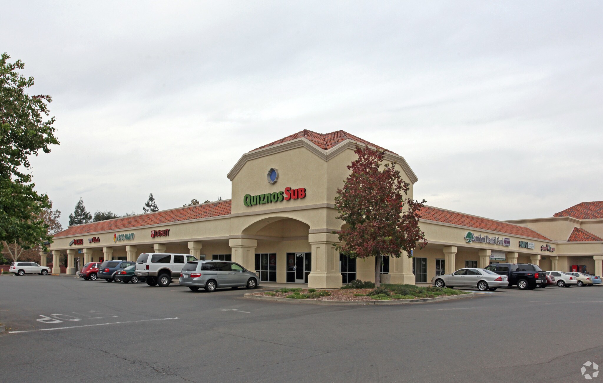 9170 Elk Grove Florin Rd, Elk Grove, CA à louer Photo principale- Image 1 de 6