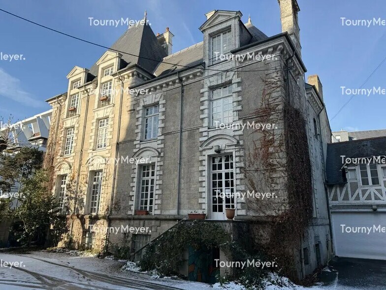 Bureau dans Rennes à louer - Photo du bâtiment - Image 2 de 3