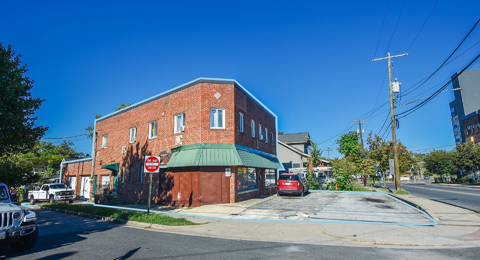 3900 38th St, Brentwood, MD for sale - Primary Photo - Image 1 of 5