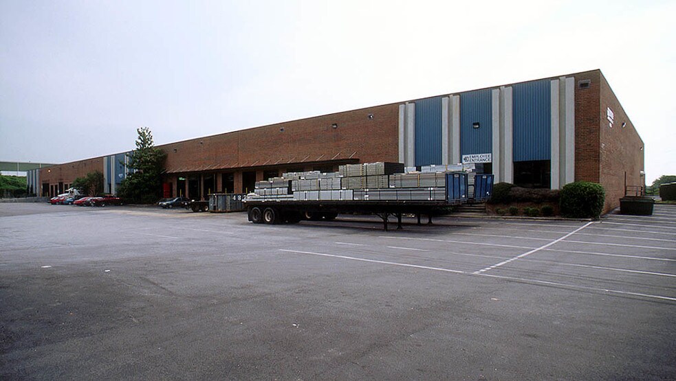 4990 Fulton Industrial Blvd SW, Atlanta, GA à louer - Photo du bâtiment - Image 2 de 10