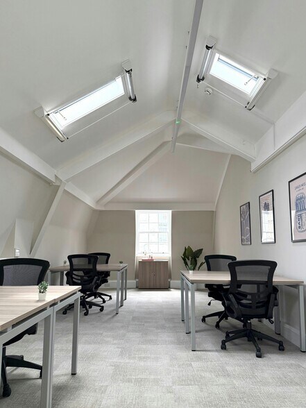 4 Queen St, Bath à louer - Photo du bâtiment - Image 2 de 8