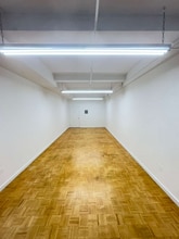 147 W 35th St, New York, NY for lease Interior Photo- Image 1 of 5