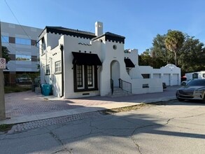 822 Menendez Ct, Orlando, FL for lease Interior Photo- Image 2 of 9