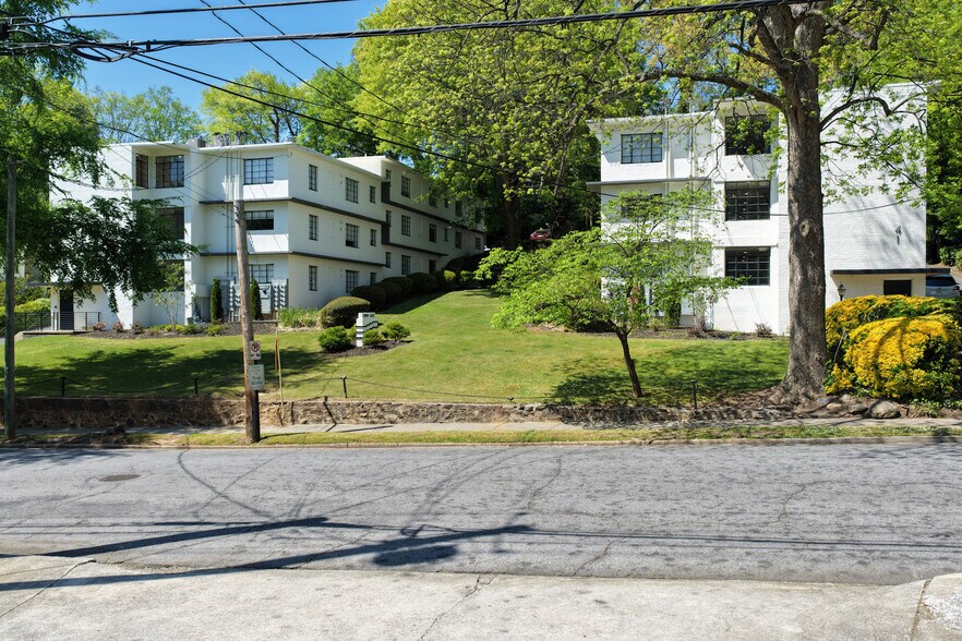 41-43 NW 25th St, Atlanta, GA à vendre - Photo du bâtiment - Image 2 de 14