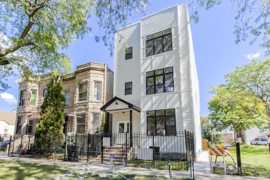 4933 S Wabash Ave, Chicago, IL for sale - Primary Photo - Image 1 of 47