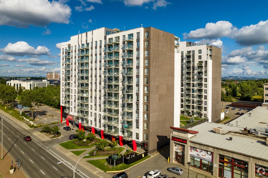 2990 Boul Saint-Martin O, Laval, QC à vendre - Photo principale - Image 2 de 8