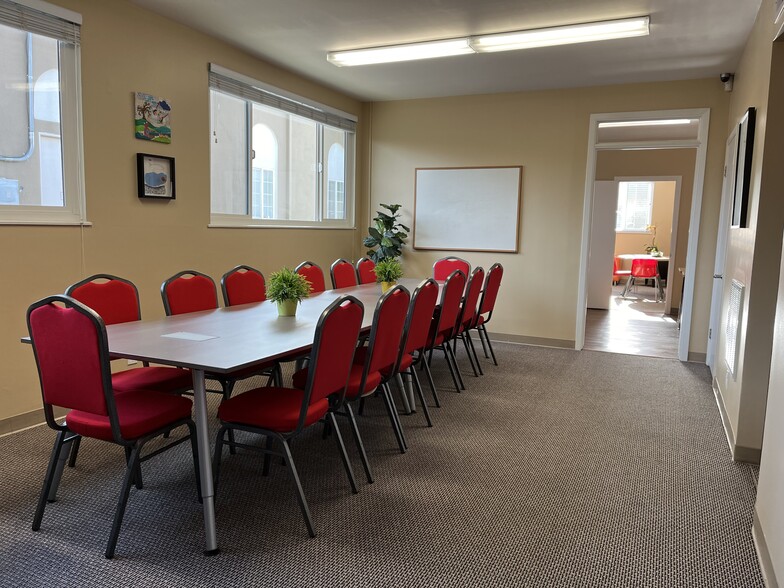 422-426 Peninsula Ave, San Mateo, CA for lease - Interior Photo - Image 3 of 21