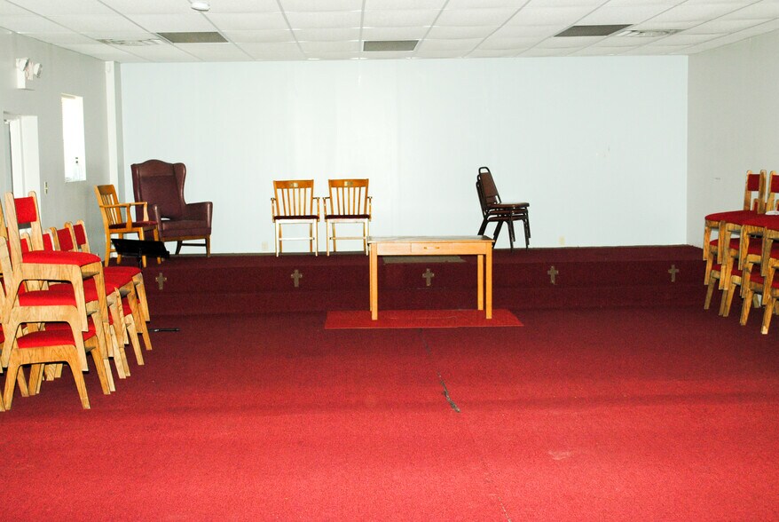 811 Academy Ave, Saint Louis, MO à vendre - Photo intérieure - Image 3 de 4