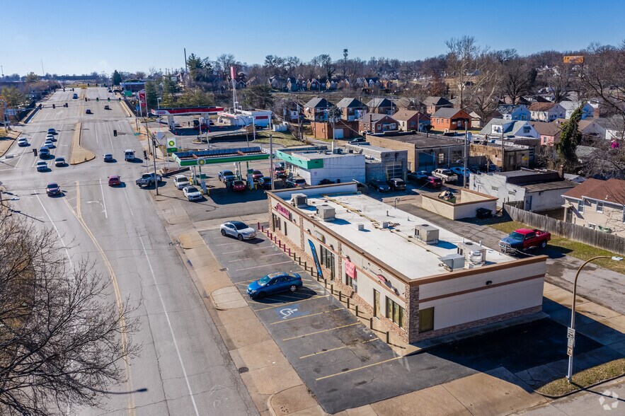 5023 Goodfellow Blvd, Saint Louis, MO for sale - Aerial - Image 2 of 34