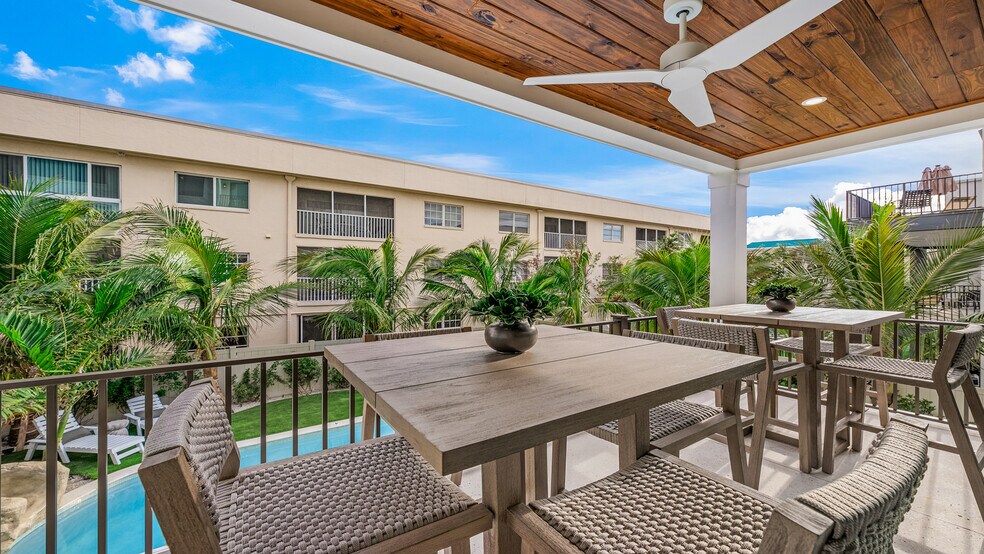 1142 Windsong Ln, Siesta Key, FL for sale - Building Photo - Image 3 of 10