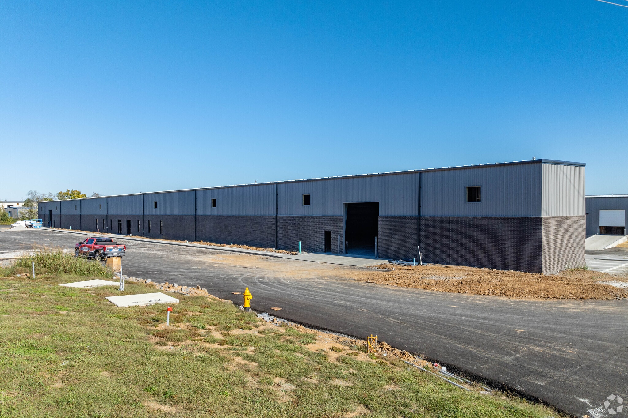 815 Aviation Ln, Gallatin, TN for lease Building Photo- Image 1 of 6