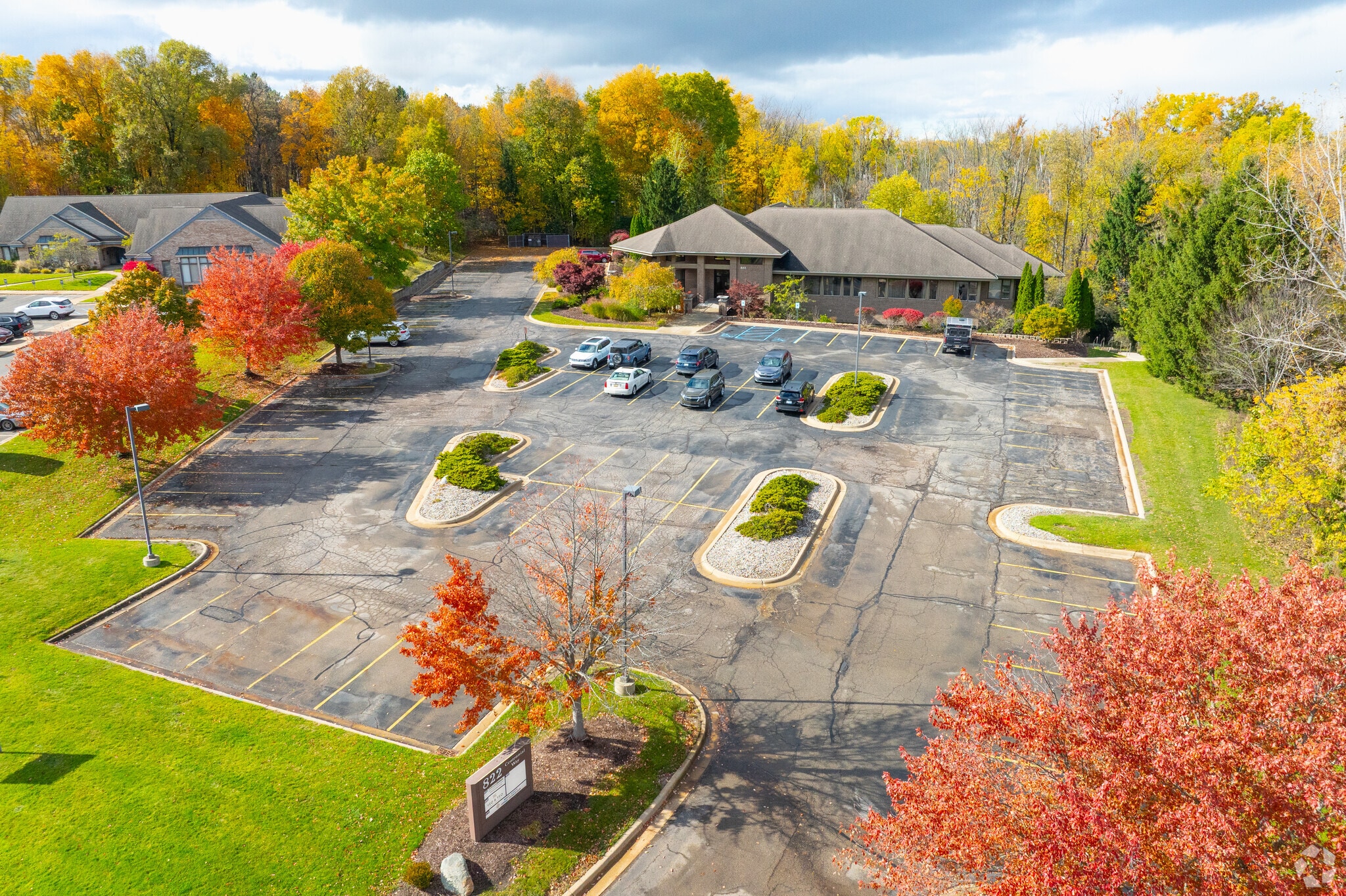 822 Centennial Way, Lansing, MI for sale Building Photo- Image 1 of 28