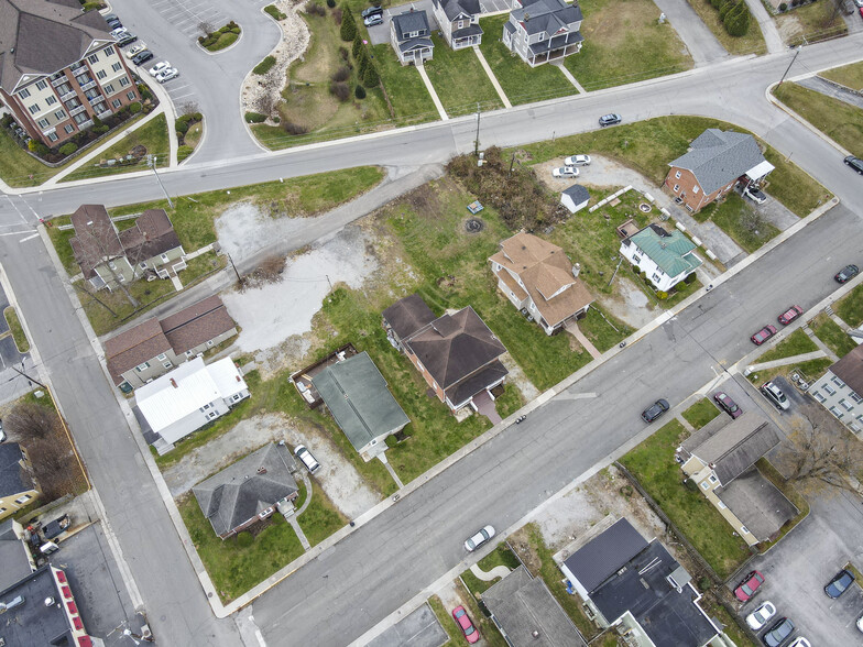 1201 Fairfax St, Radford, VA à vendre - Photo du bâtiment - Image 3 de 38