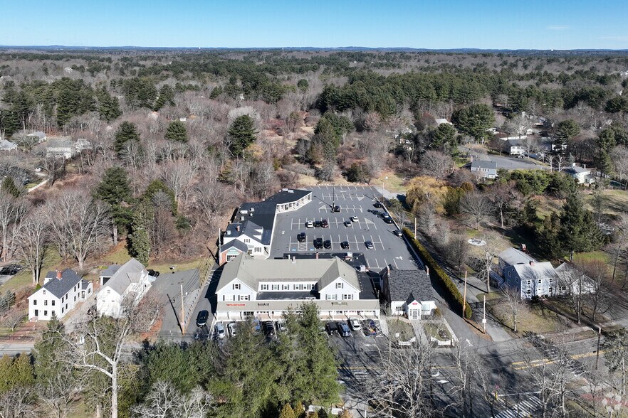 586-592 Main St, Lynnfield, MA à louer - Photo du bâtiment - Image 2 de 4