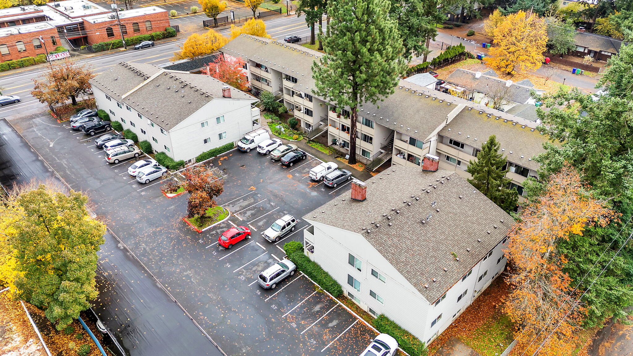 1111 NE 122nd Ave, Portland, OR à vendre Photo du bâtiment- Image 1 de 52