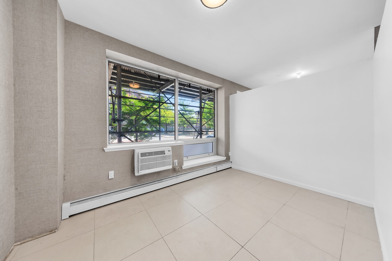 456 W 167th St, New York, NY 10032 - Unit 1MA - - Interior Photo - Image 1 of 7