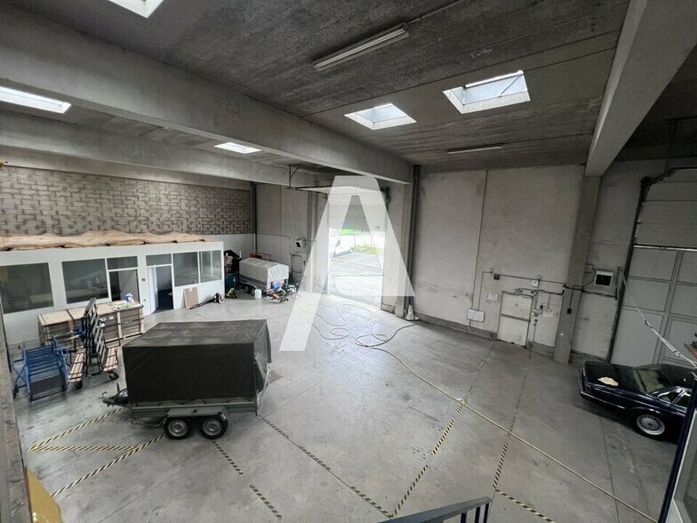 15 Route De Fontainebleau, Vitry-sur-Seine à louer - Photo du bâtiment - Image 2 de 5