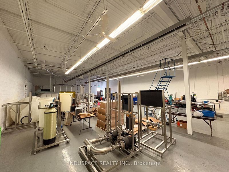 1076 Cardiff Blvd, Mississauga, ON for lease Interior Photo- Image 1 of 2