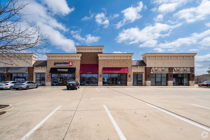 683-751 Alta Mere Dr, Fort Worth, TX for sale - Building Photo - Image 3 of 7