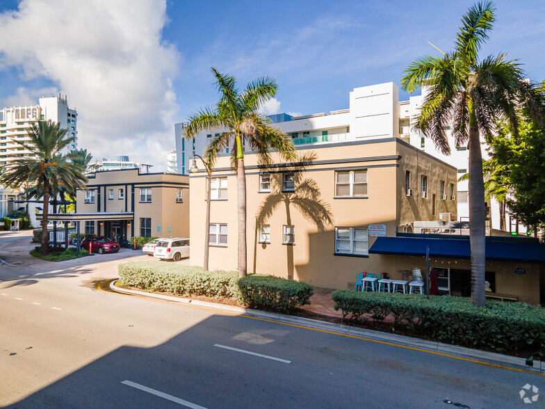 6300 Collins Ave, Miami Beach, FL à louer - Photo du bâtiment - Image 2 de 10