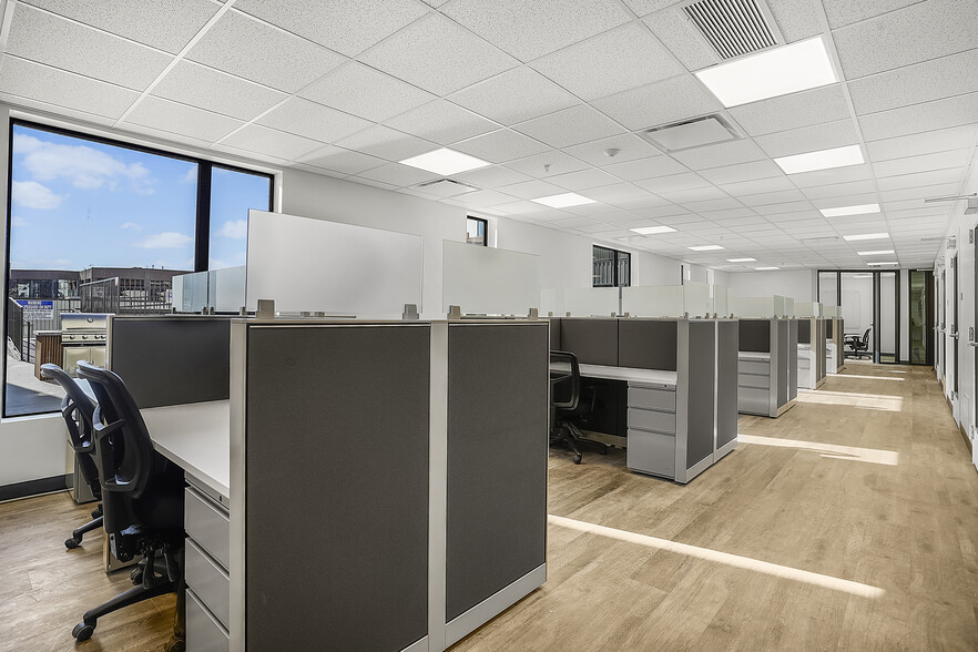 144 S 500 E, Salt Lake City, UT for lease - Interior Photo - Image 2 of 28