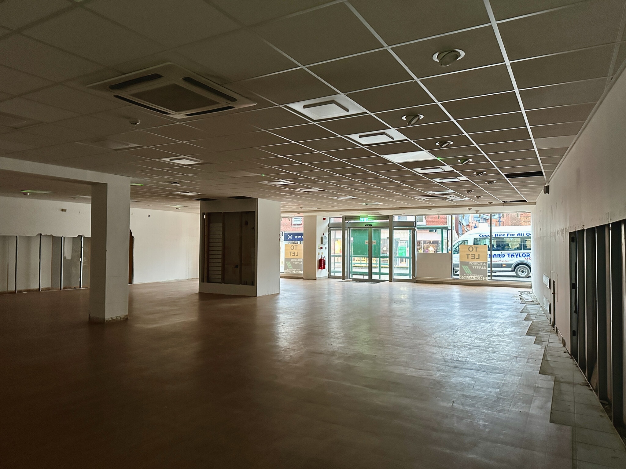 11-11B Bancroft, Hitchin for lease Interior Photo- Image 1 of 6