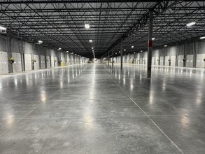 1 Wild Duck Ln, Portsmouth, VA for lease Interior Photo- Image 1 of 3