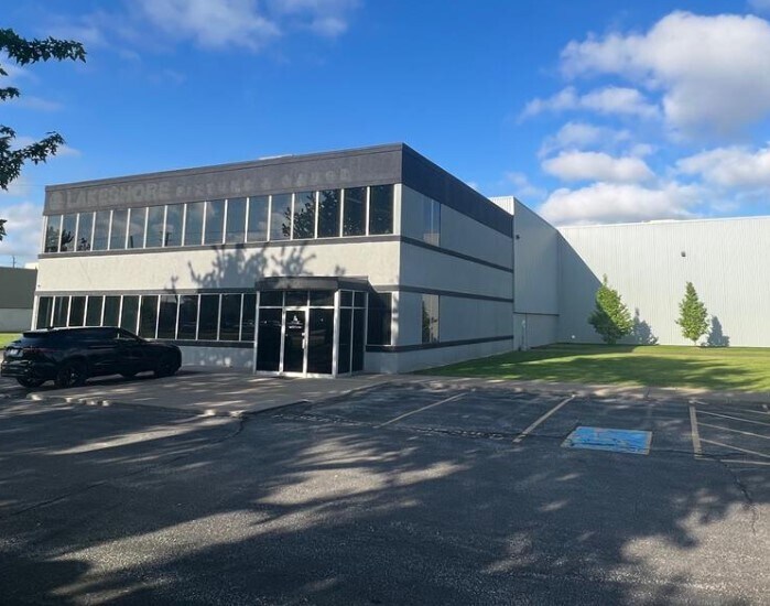 8025 Anchor Dr, Windsor, ON for sale Building Photo- Image 1 of 1